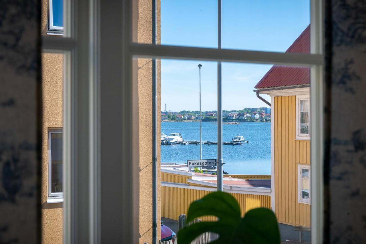 Fregatten Bed & Breakfast Карлскруна Екстер'єр фото